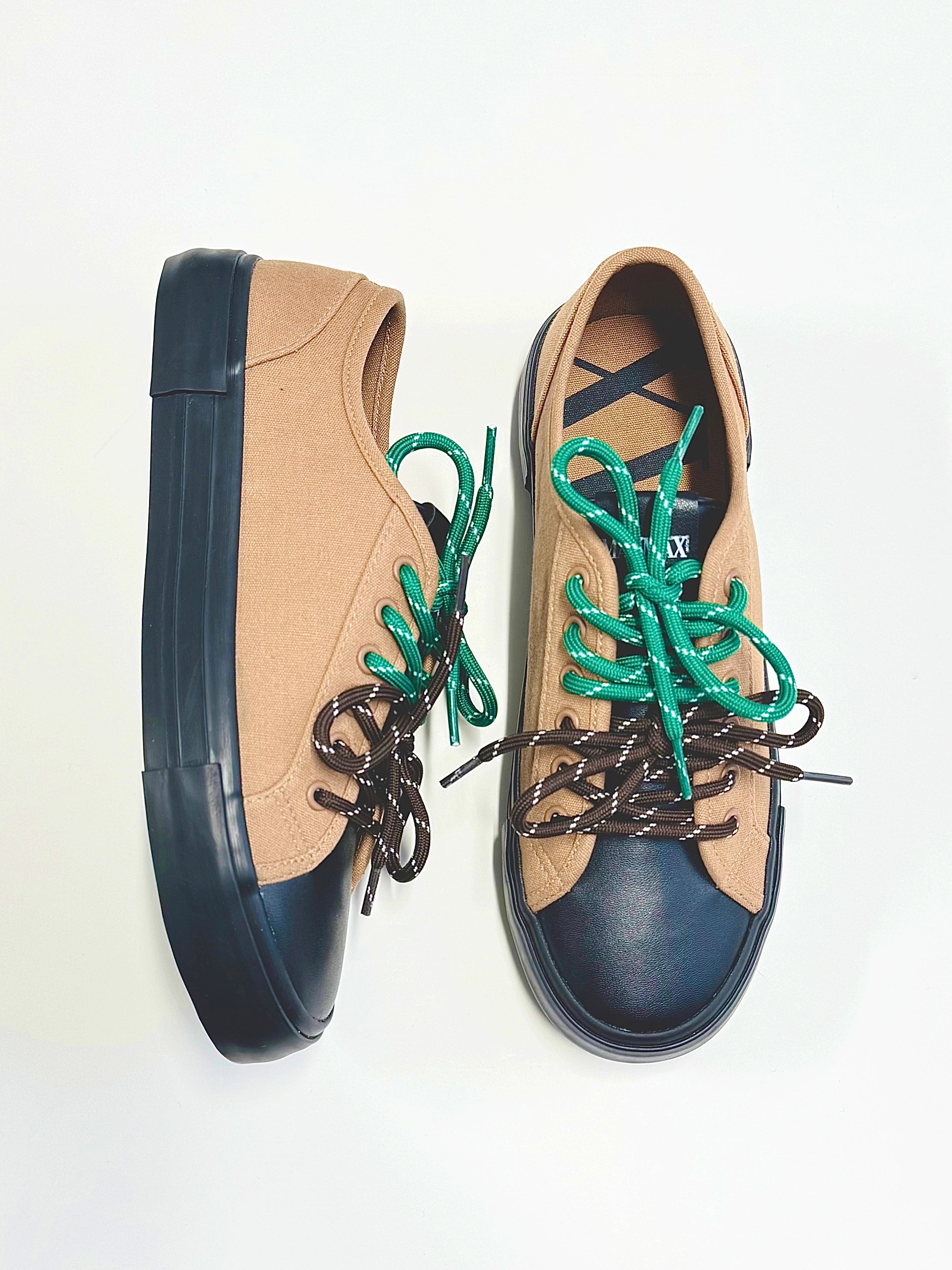 Side view of MayMax Contrast Lace Platform Sneaker with low platform black sole